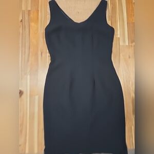 Vintage Maggy London Classic Sleeveless Black Mini Dress Size 4